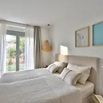 Jadrija Luxury Vacations Apt1 *