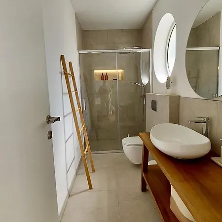 Jadrija Luxury Vacations Apt1 *