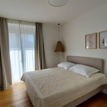 Jadrija Luxury Vacations Apt1 *