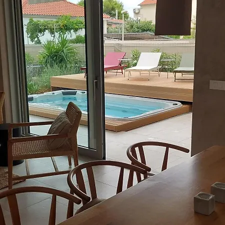 Jadrija Luxury Vacations Apt1 Apartman *