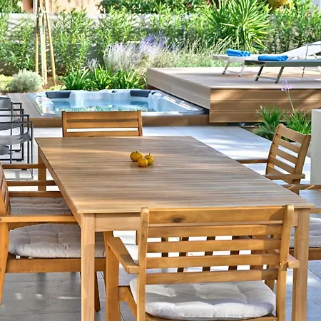 Jadrija Luxury Vacations Apt1 *