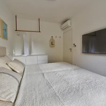 Jadrija Luxury Vacations Apt1 Apartman Sibenik