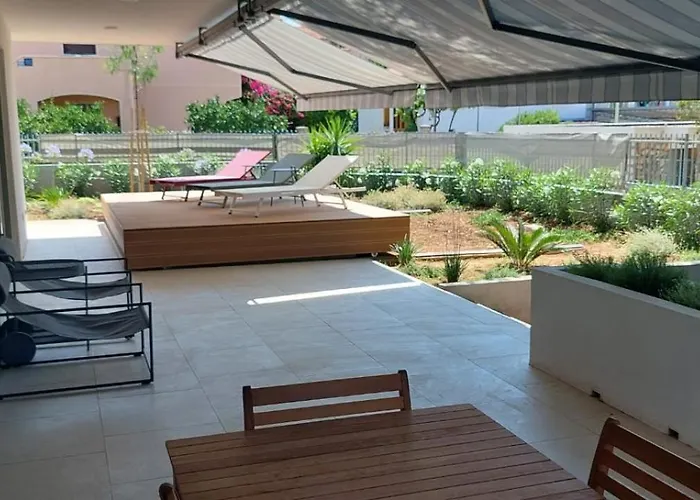 Jadrija Luxury Vacations Apt1 *