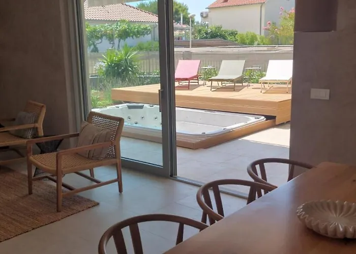 Jadrija Luxury Vacations Apt1 Daire *